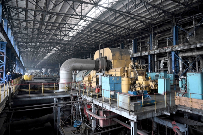 Глава кабмина КР ознакомился с ходом отопительного сезона на ТЭЦ Бишкека